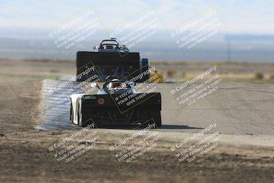 media/Oct-26-2025-CalClub SCCA (Sun) [[8ce1e69566]]/Group 6/Grapevine/